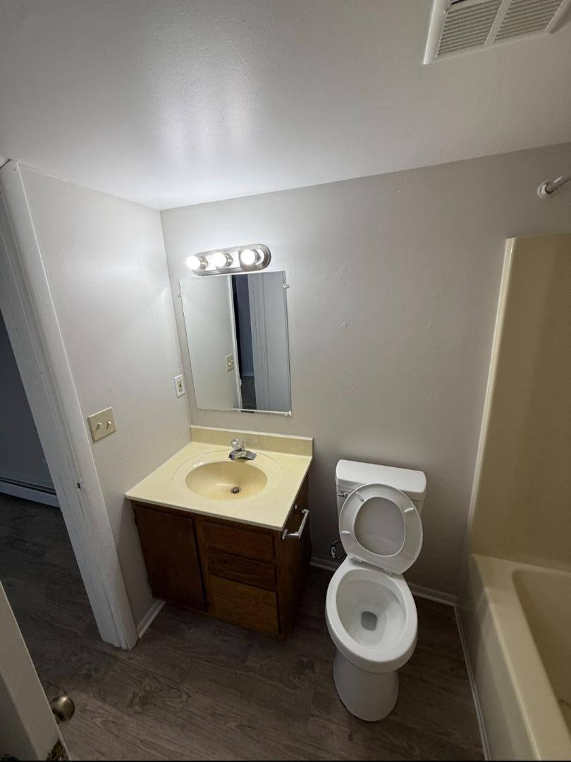 Apartment for rent at 1340 E State Rd #2A, Lansing, MI 48906