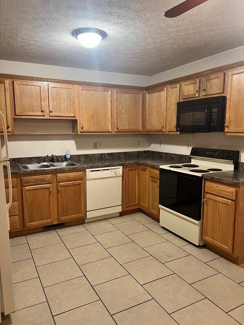 Apartment for rent at 199 S Brook St #1, Lebanon Junction, KY 40150
