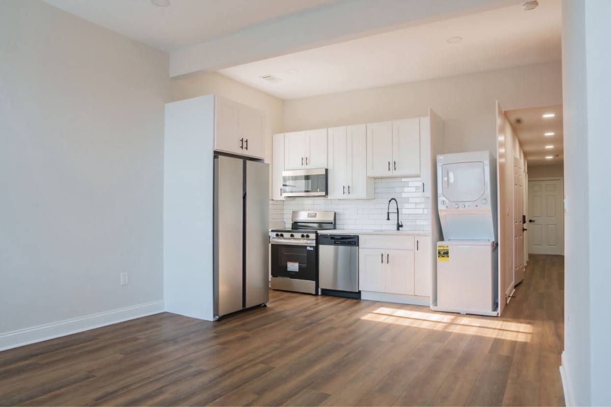 Apartment for rent at 1042 Edmondson Ave #3, Baltimore, MD 21223