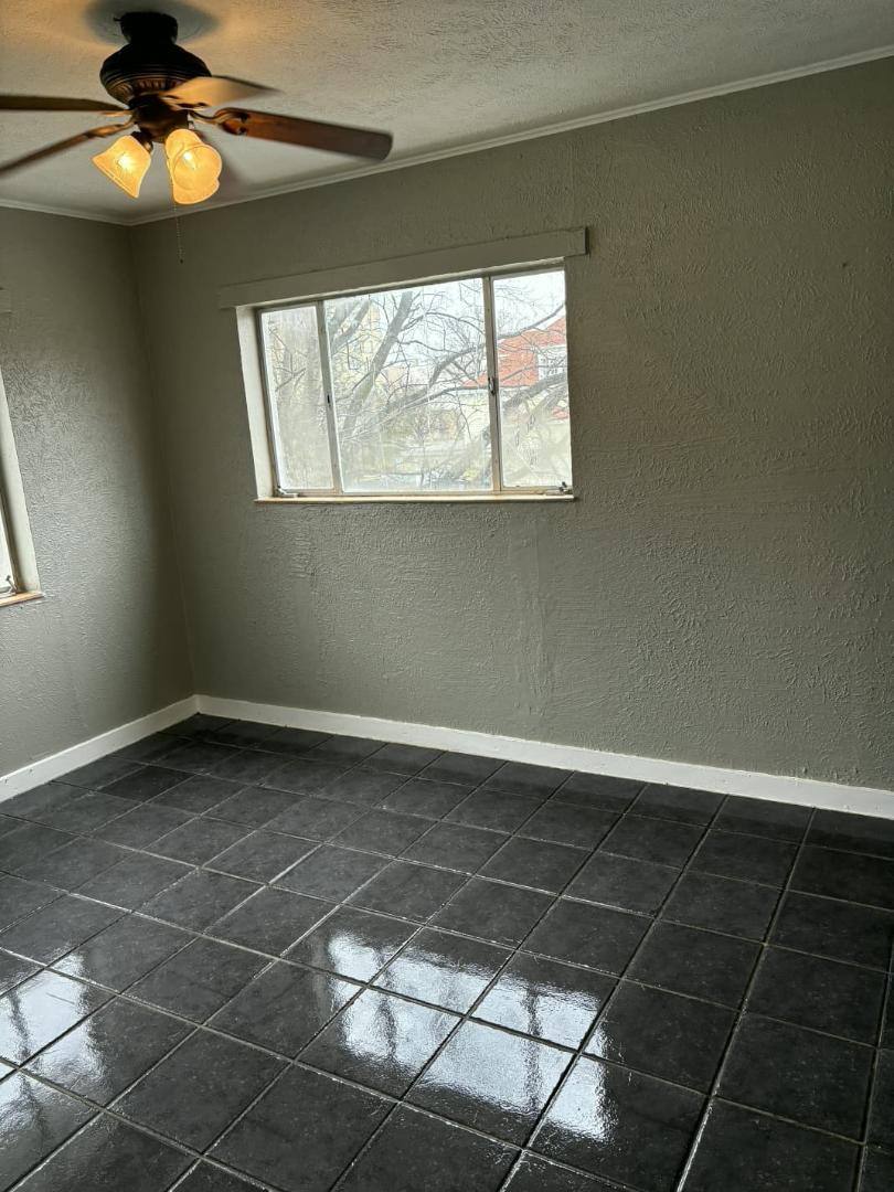 Apartment for rent at 107 E 9th St, Bartlesville, OK 74003