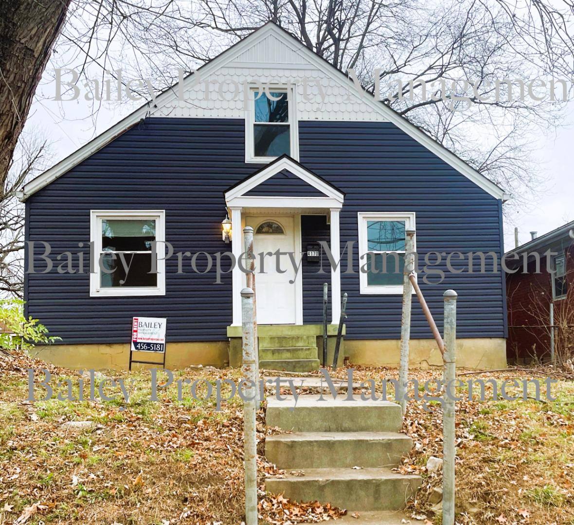Apartment for rent at 4170 Hazelwood Ave, Louisville, KY 40215