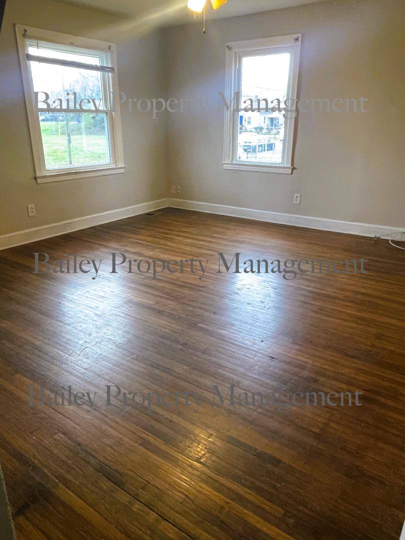 Apartment for rent at 4170 Hazelwood Ave, Louisville, KY 40215