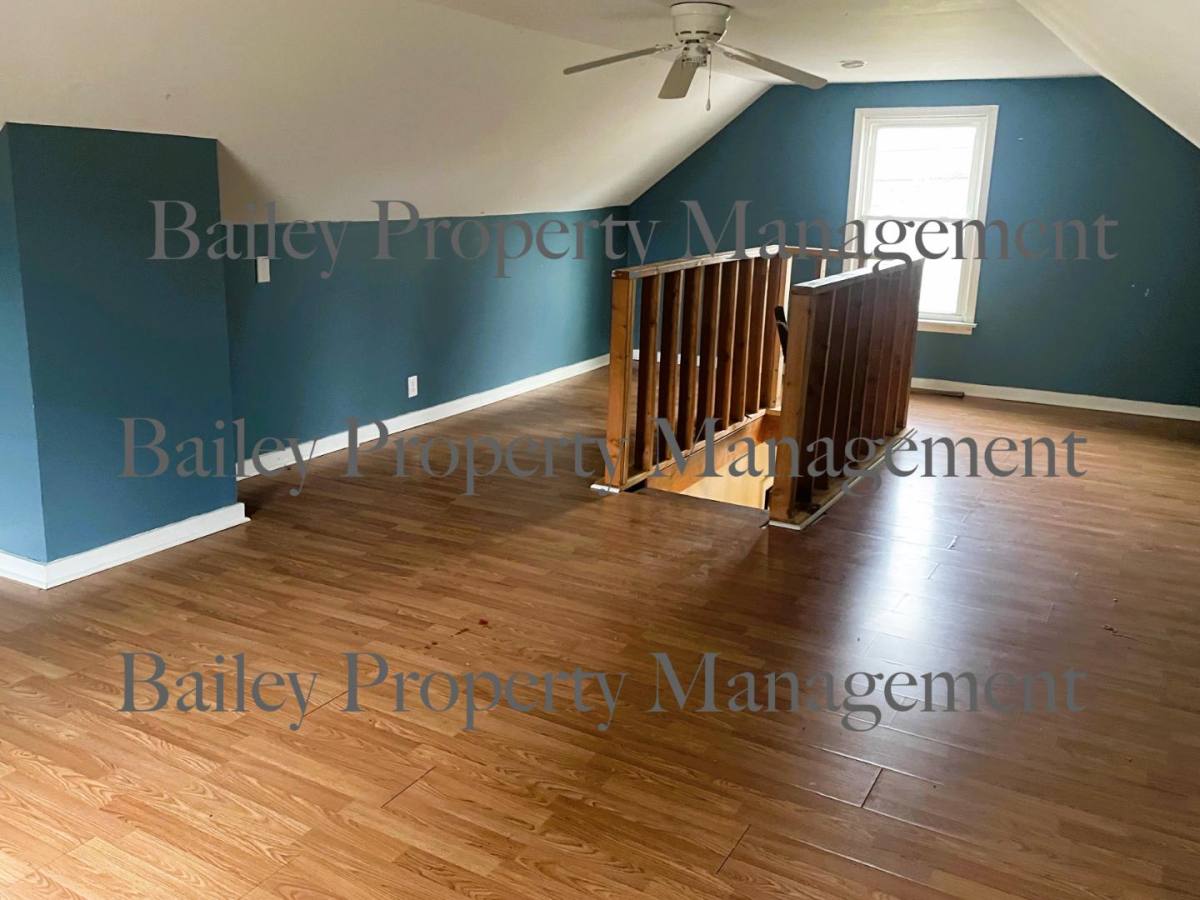 Apartment for rent at 4170 Hazelwood Ave, Louisville, KY 40215