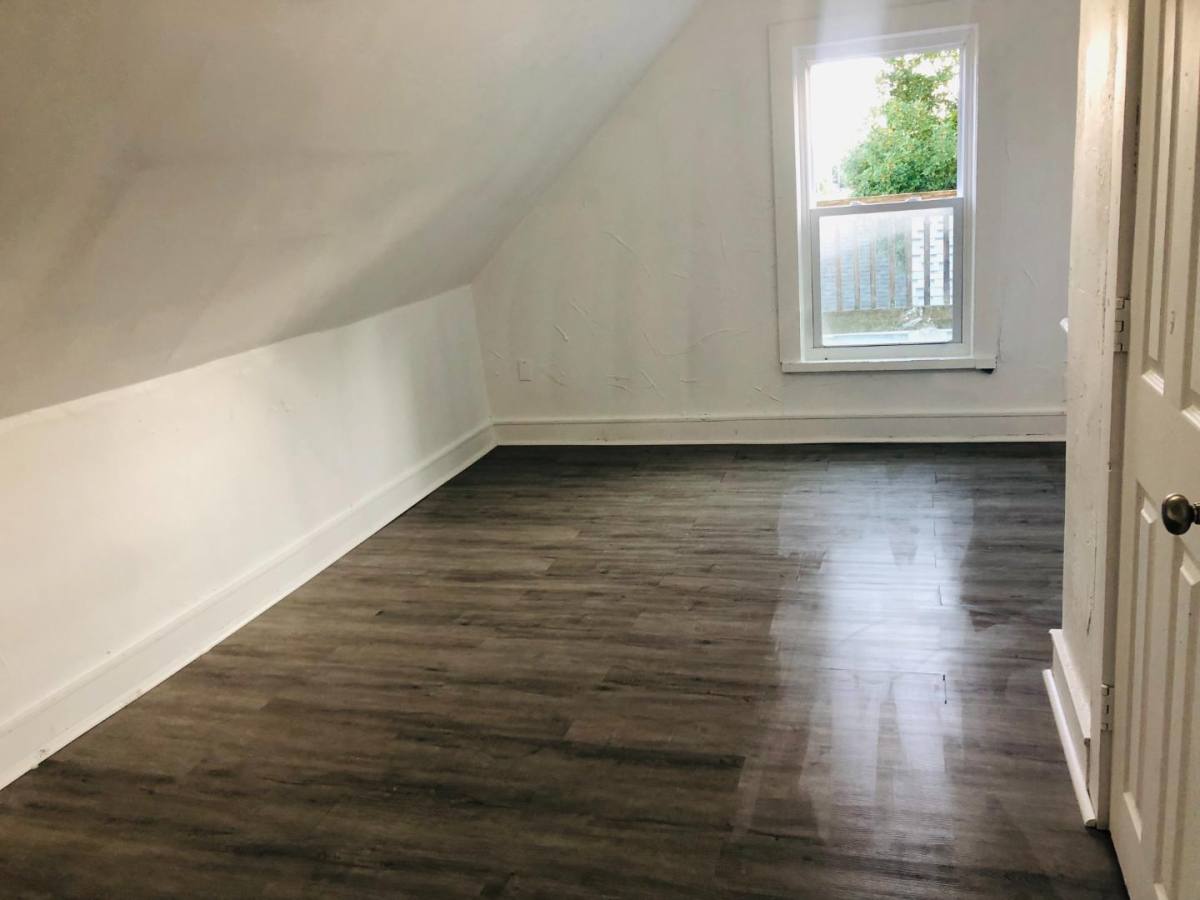 Apartment for rent at 5-7 Lafayette St #7B, Rochester, NH 03867