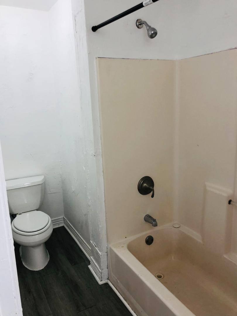 Apartment for rent at 5-7 Lafayette St #7B, Rochester, NH 03867