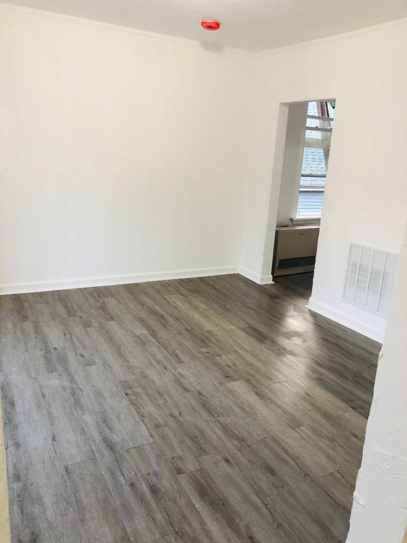 Apartment for rent at 5-7 Lafayette St #7B, Rochester, NH 03867