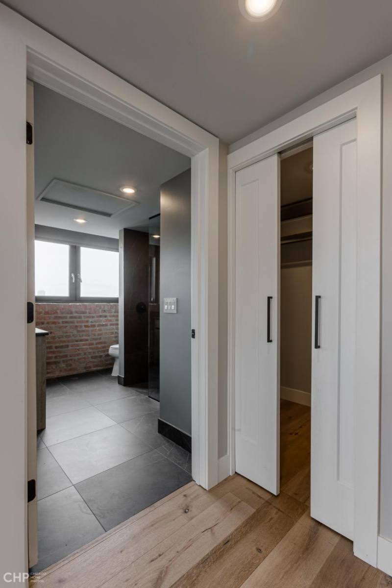 Apartment for rent at 729 N Sangamon, Chicago, IL 60642
