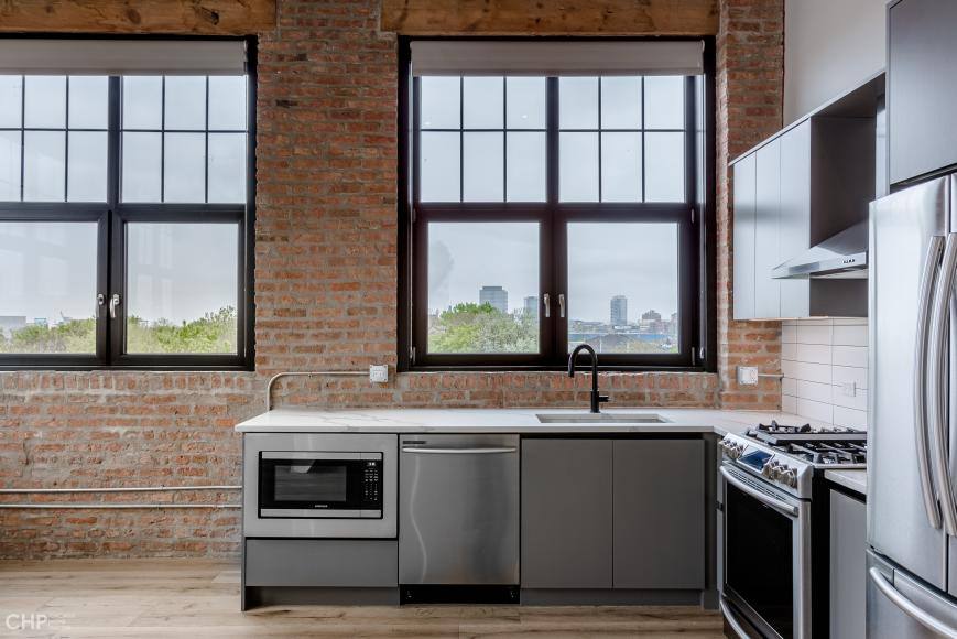Apartment for rent at 729 N Sangamon, Chicago, IL 60642