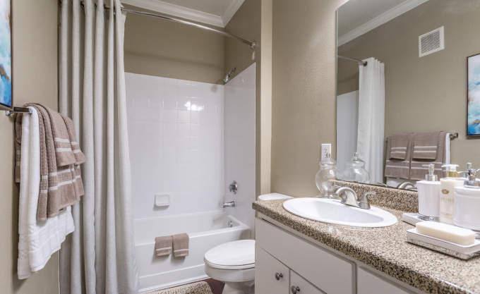 2800 E League City Parkway, League City, TX 77573 - Apartment for Rent - Image 6
