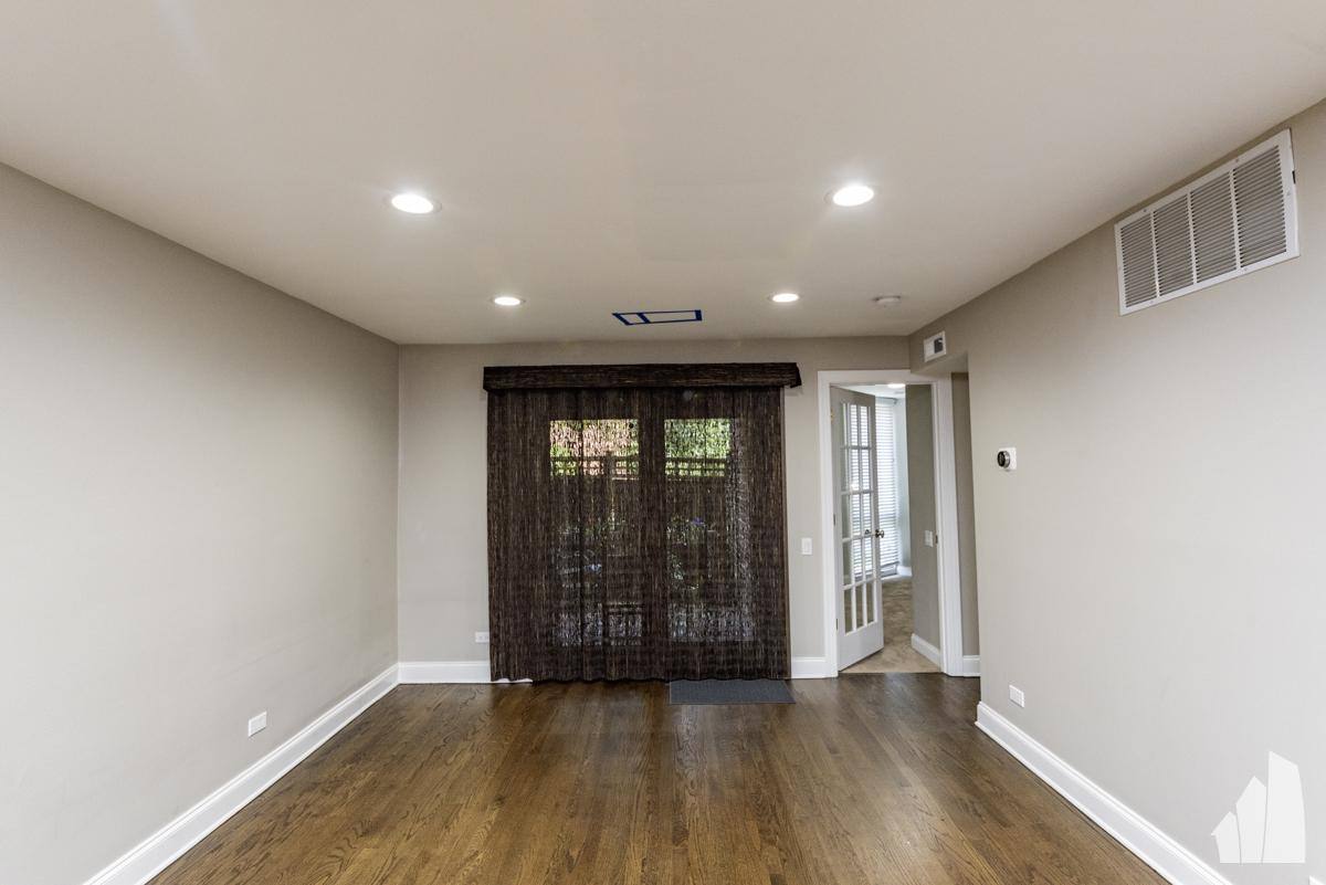 Condo for rent at 2036 N Larrabee St, Chicago, IL 60614