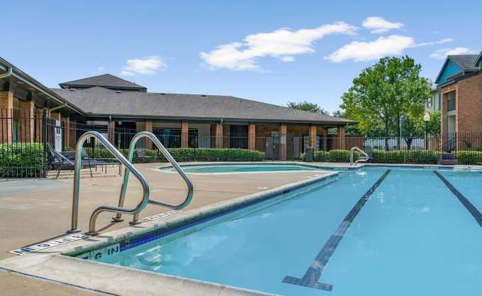 Apartment for rent at 10445 Greens Crossing Blvd, Houston, TX 77038
