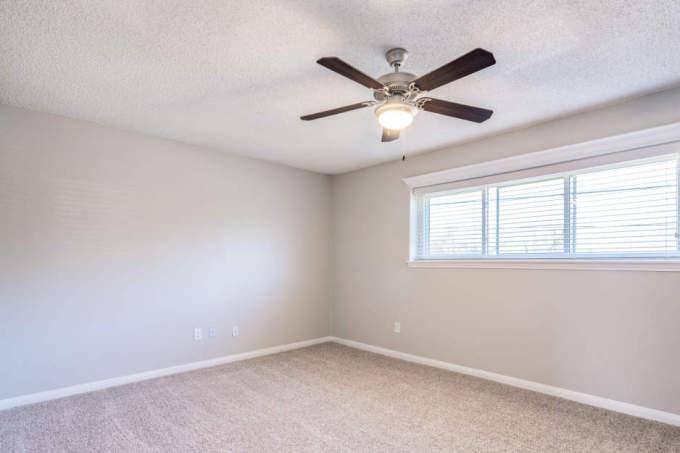 Apartment for rent at 1111 Blalock Rd, Houston, TX 77055