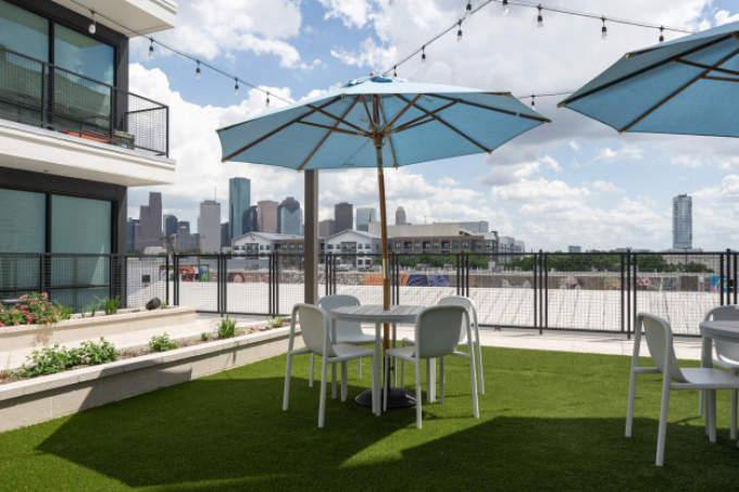 Apartment for rent at 2305 Summer St, Houston, TX 77007