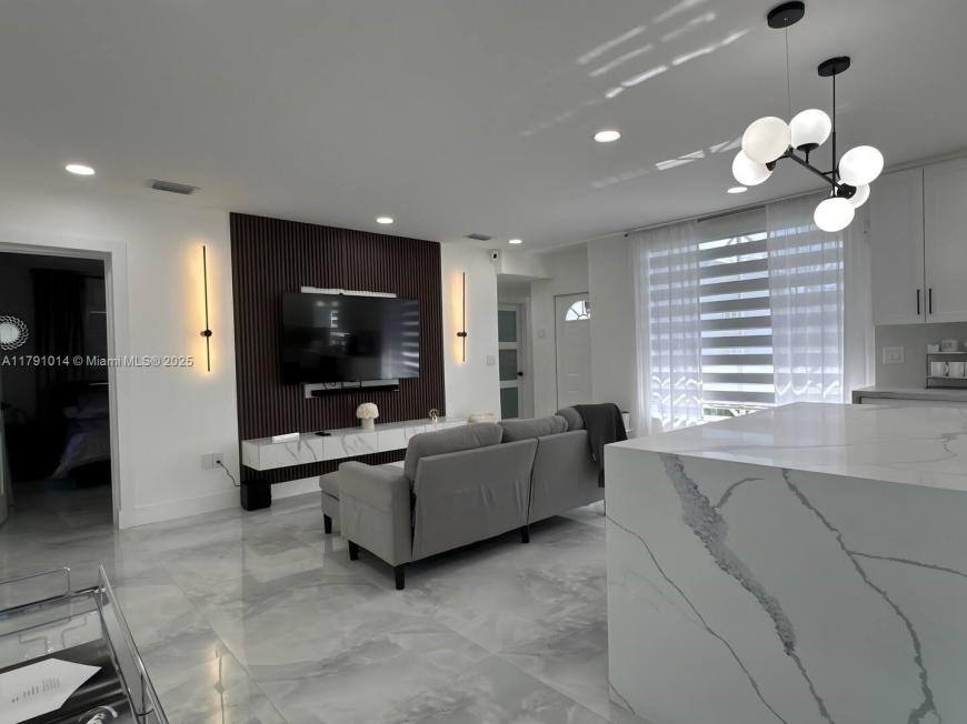 House for rent at 315 NW 106th St, Miami, FL 33150