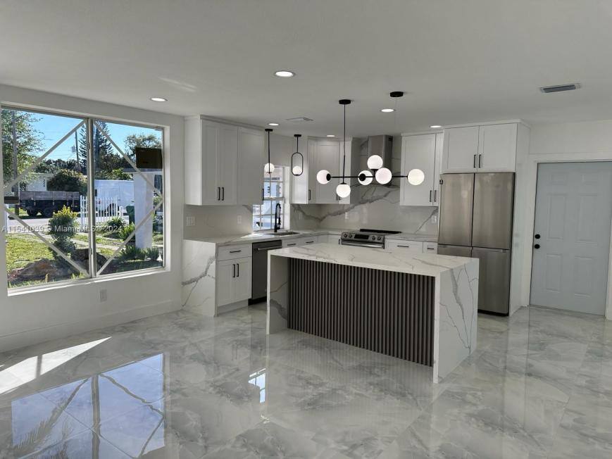 House for rent at 315 NW 106th St, Miami, FL 33150