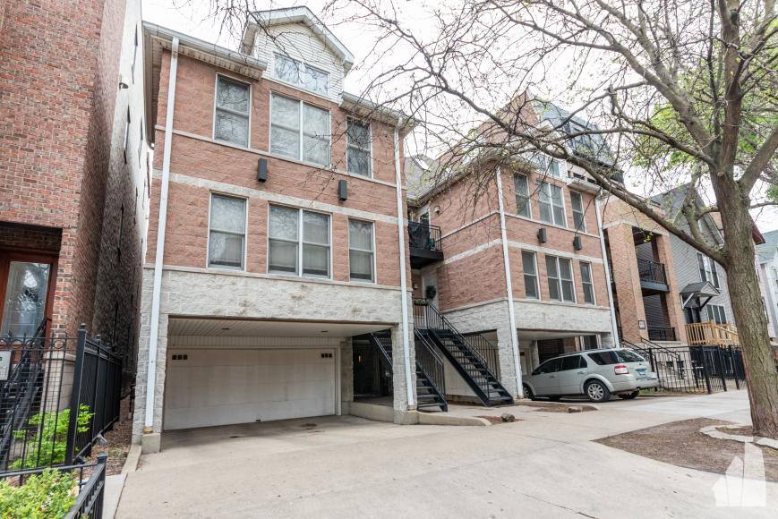 Apartment for rent at 2849 N Southport #B, Chicago, IL 60657