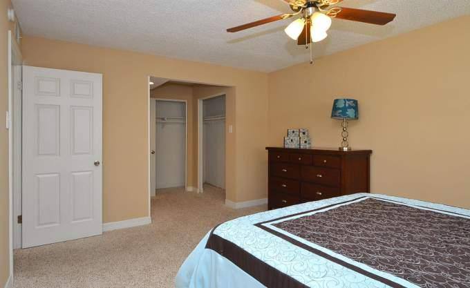 Apartment for rent at 2900 Briarhurst Dr #1174, Houston, TX 77057