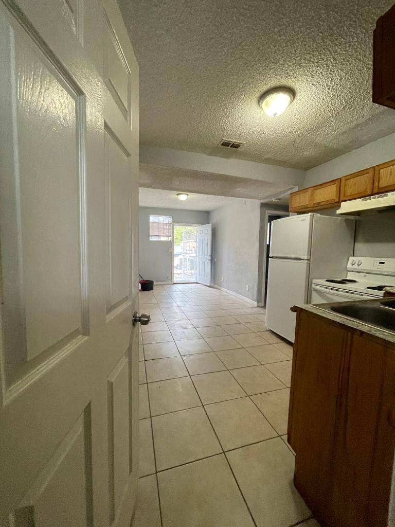 Apartment for rent at 1332 W 21st St #3, Jacksonville, FL 32209