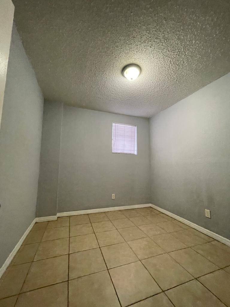 Apartment for rent at 1332 W 21st St #3, Jacksonville, FL 32209