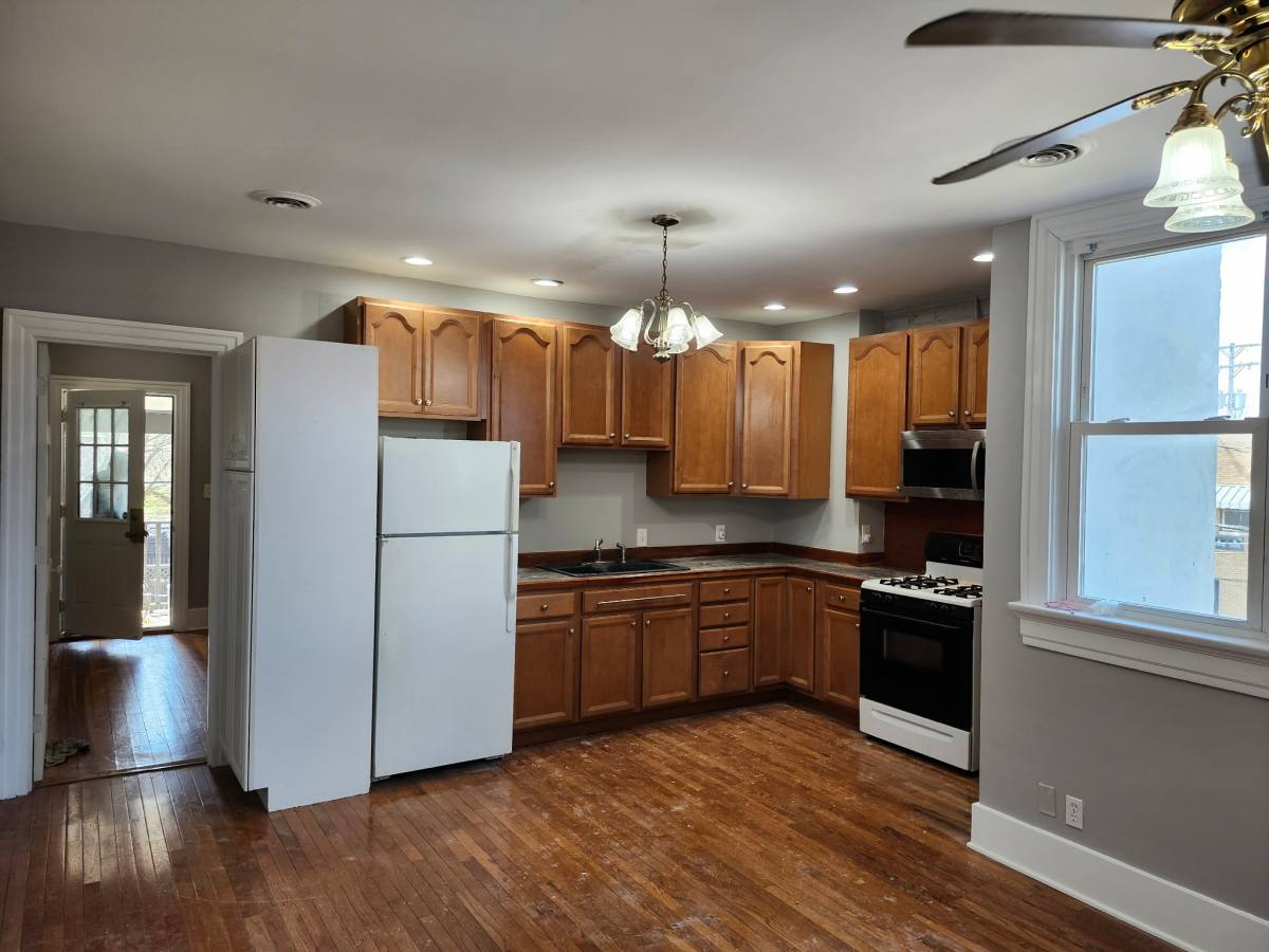 Apartment for rent at 1804 E 3rd St Dayton #1804 F, Dayton, OH 45403
