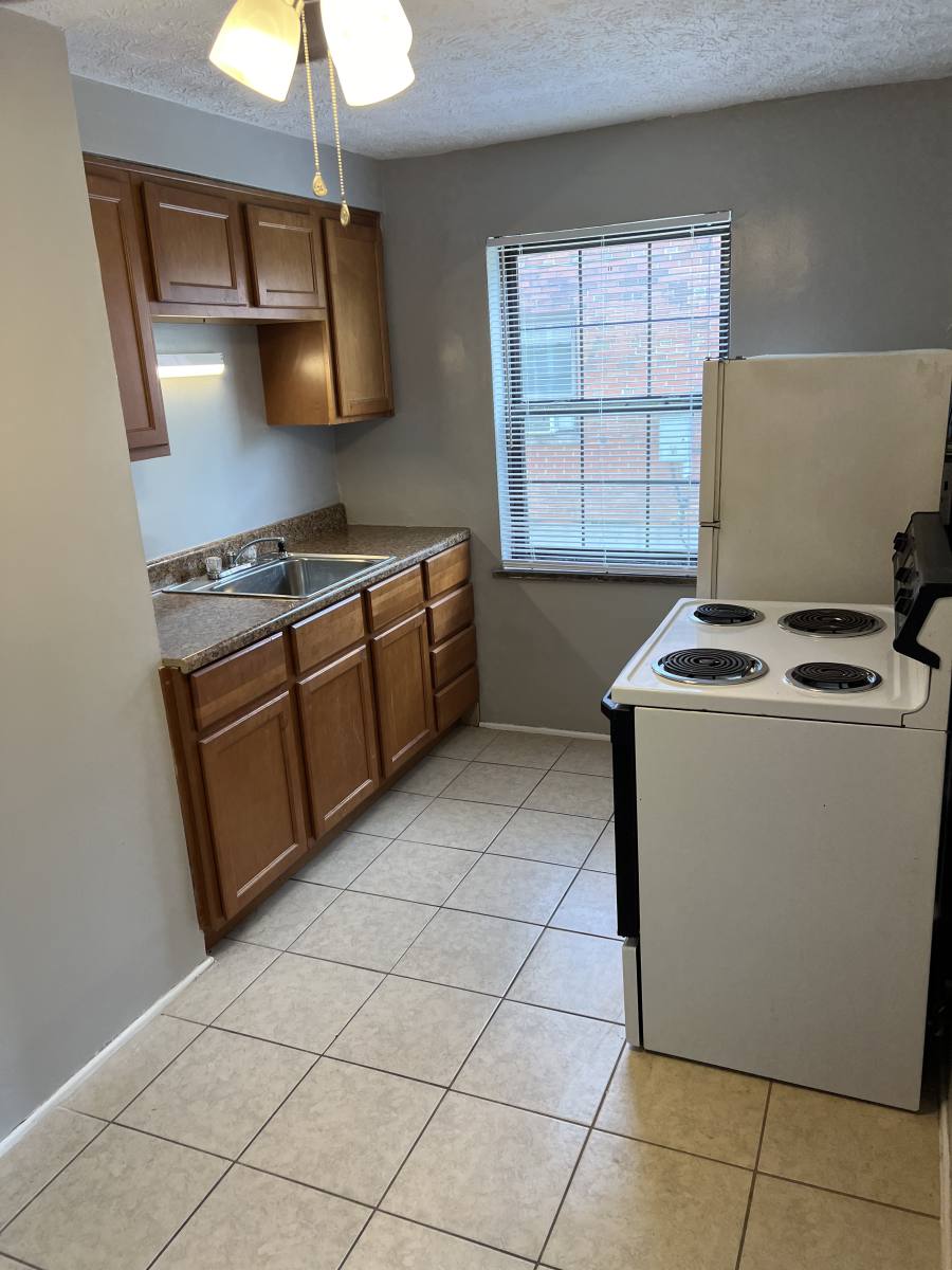 Apartment for rent at 539 Telford Ave #D, Dayton, OH 45419
