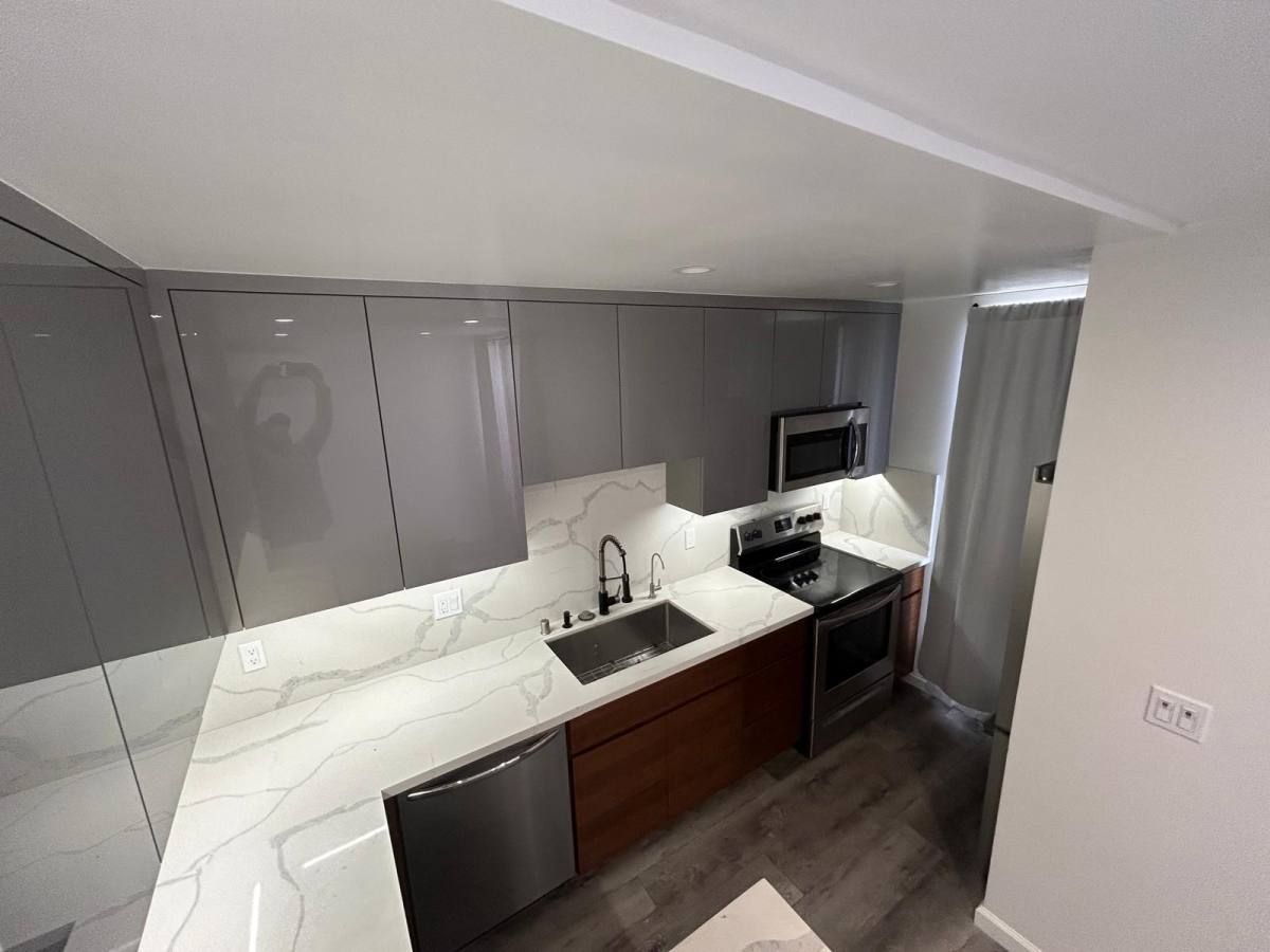 Apartment for rent at 4255 5th St #205, Los Angeles, CA 90020