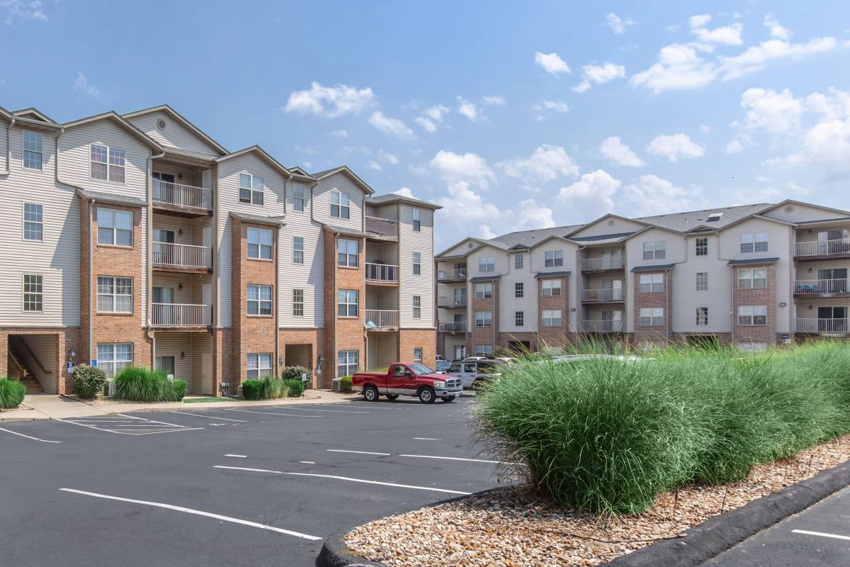 Apartment for rent at Marion Park, 1725 S Marion St, Springfield, MO 65807