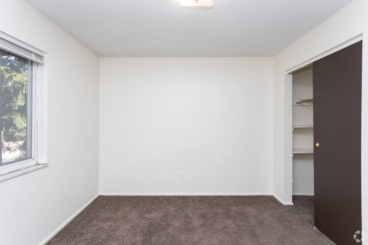 The Vue at 214, 214 Napoleon Rd, Bowling Green, OH 43402 - Apartment for Rent - Image 5