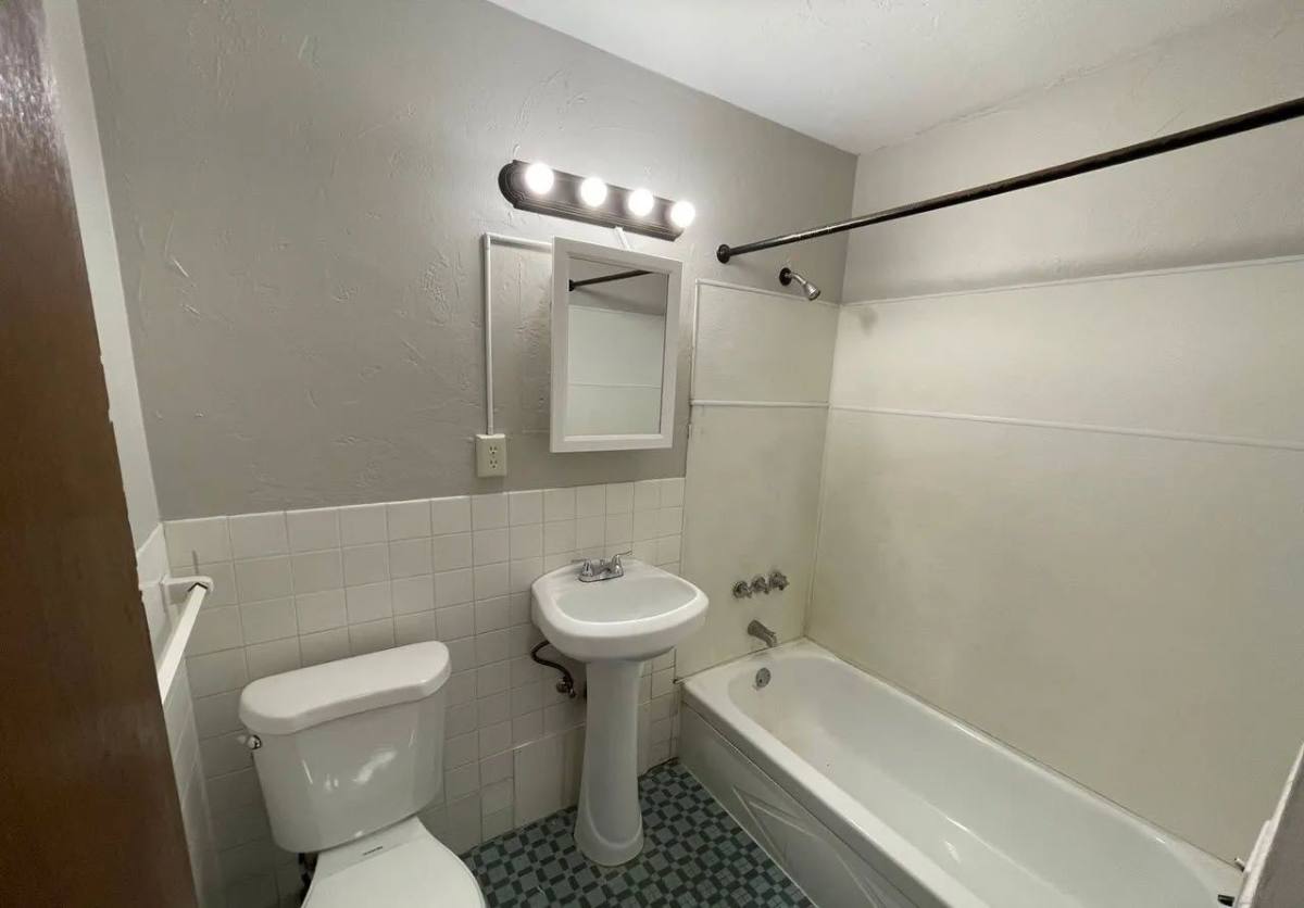 Apartment for rent at 3816 Nicollet Ave, Minneapolis, MN 55409