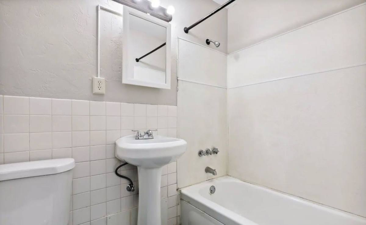 Apartment for rent at 3816 Nicollet Ave, Minneapolis, MN 55409