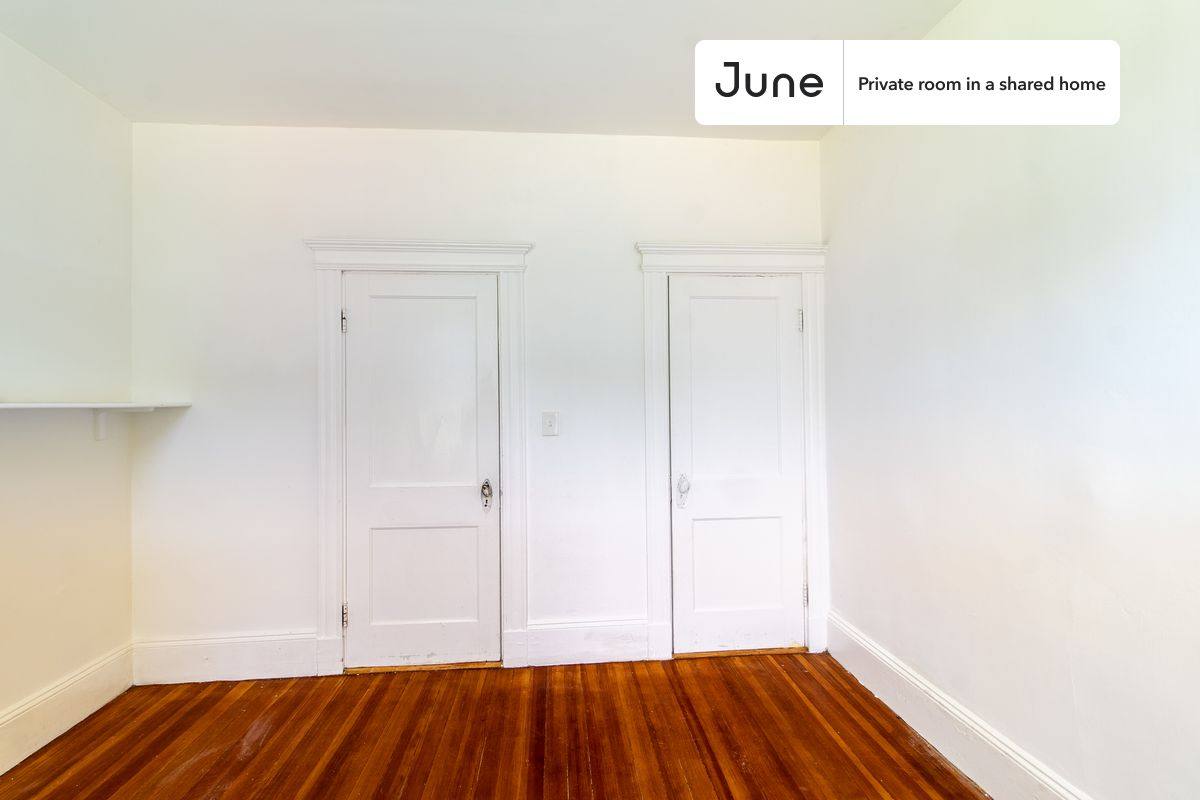 Apartment for rent at 17 Michigan Ave #C, Dorchester, MA 02121
