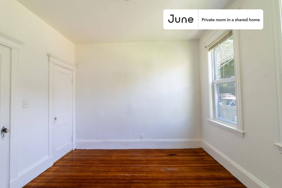 Apartment for rent at 17 Michigan Ave #C, Dorchester, MA 02121