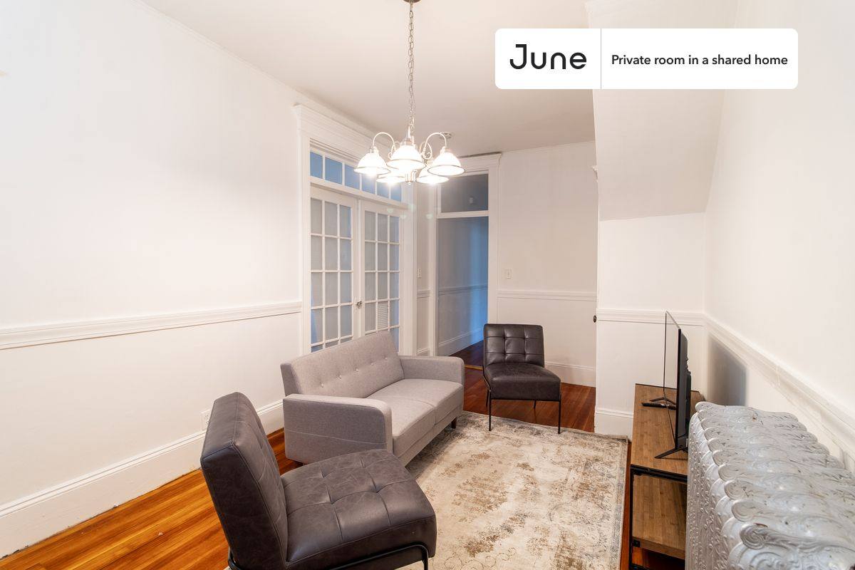 Apartment for rent at 17 Michigan Ave #C, Dorchester, MA 02121