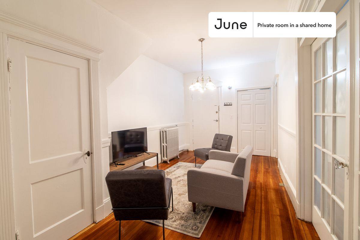 Apartment for rent at 17 Michigan Ave #C, Dorchester, MA 02121