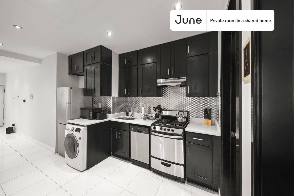 Apartment for rent at 169 Manhattan Ave, New York, NY 10025