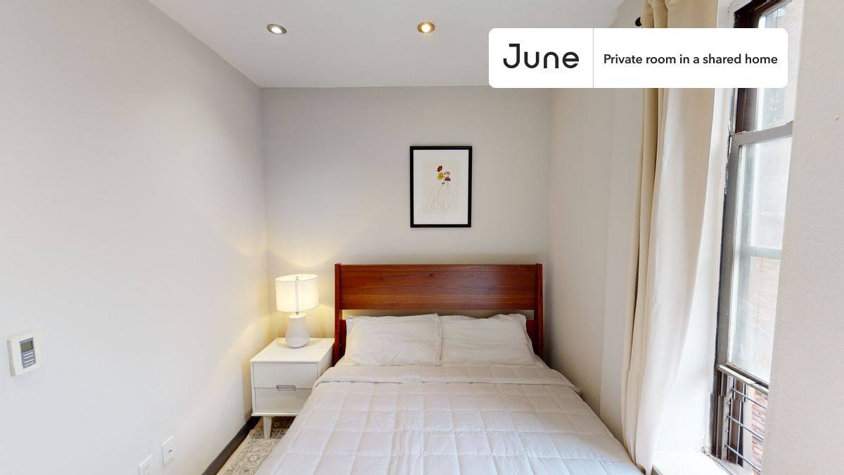 Apartment for rent at 211 W 109th St, New York, NY 10025