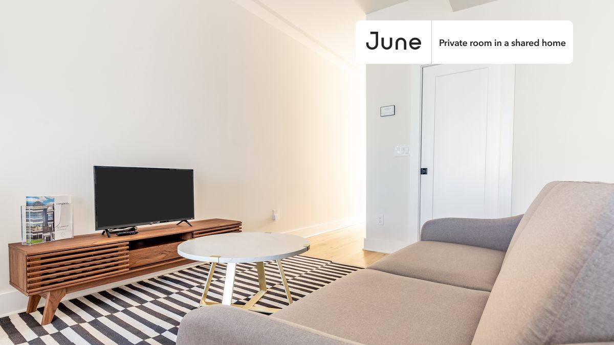 Apartment for rent at 1340 Harvard St NW #B, Washington, DC 20009