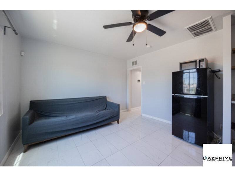 Townhouse for rent at 4001 N 15th Ave #B, Phoenix, AZ 85015