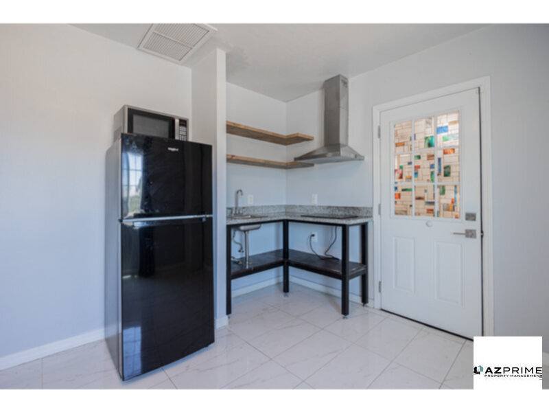 Townhouse for rent at 4001 N 15th Ave #B, Phoenix, AZ 85015