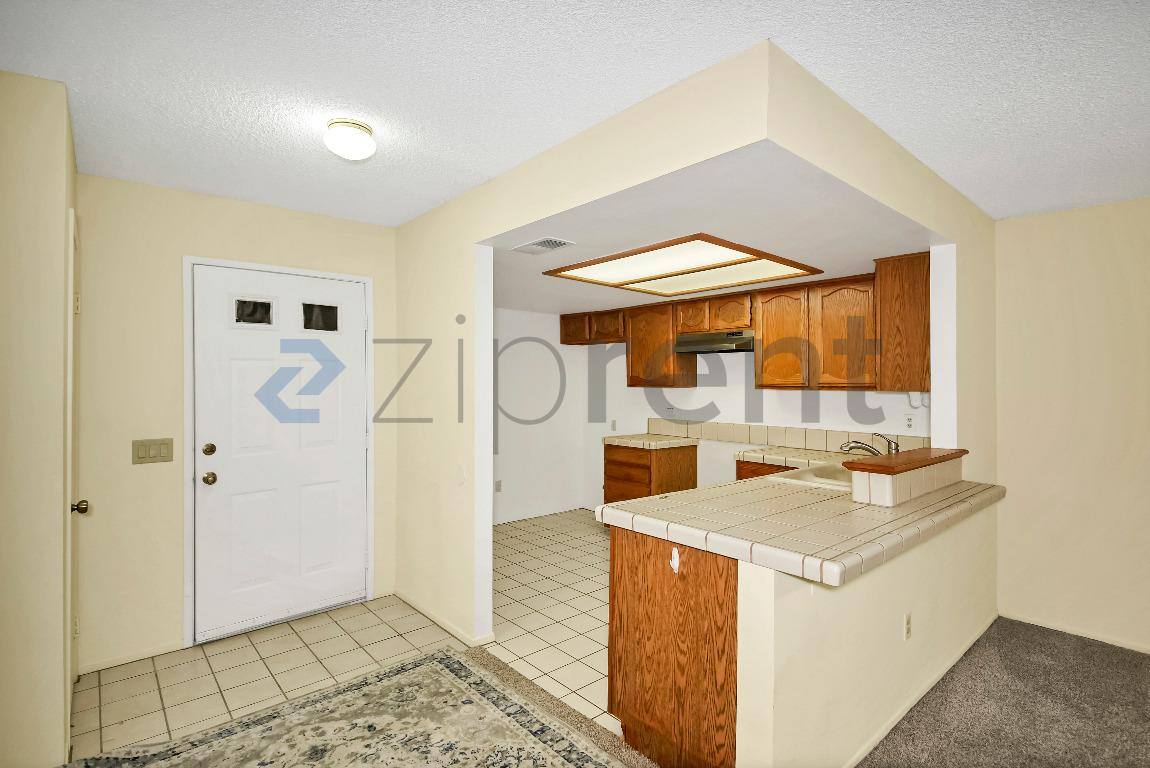 House for rent at 11684 Ash St, Apple Valley, CA 92308