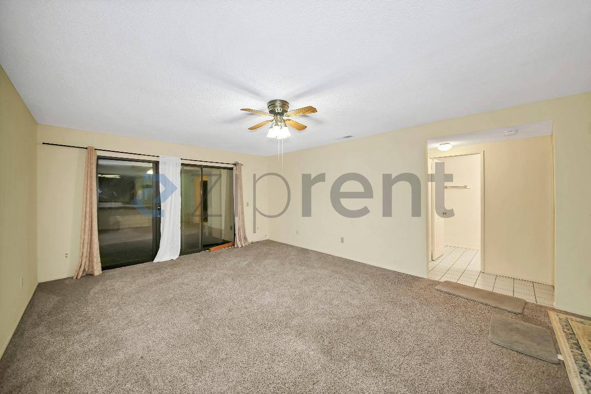House for rent at 11684 Ash St, Apple Valley, CA 92308