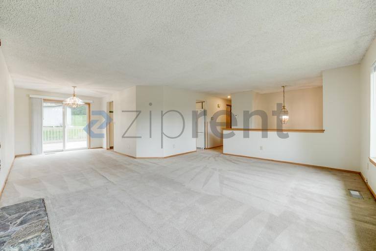 House for rent at 2615 SE 16th St, Renton, WA 98058