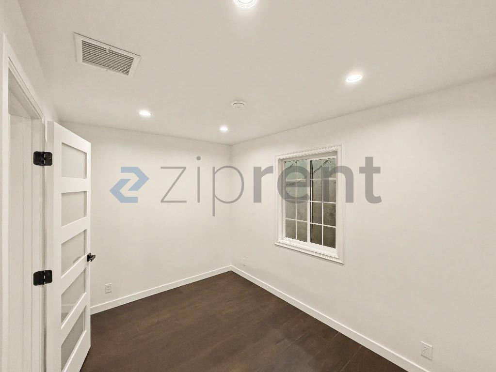 House for rent at 600 Hazel St, Glendale, CA 91201