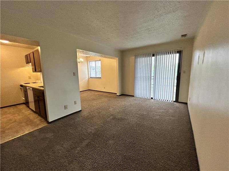 Apartment for rent at 623 Lovers Lane #B-5, Steubenville, OH 43952