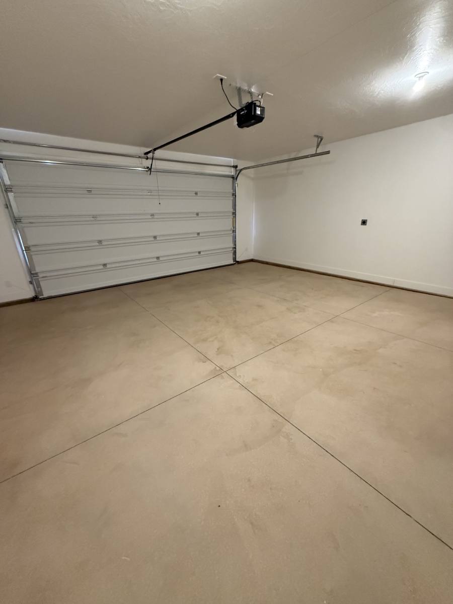 Townhouse for rent at 893 W Bright Ridge Cove, Saint George, UT 84790