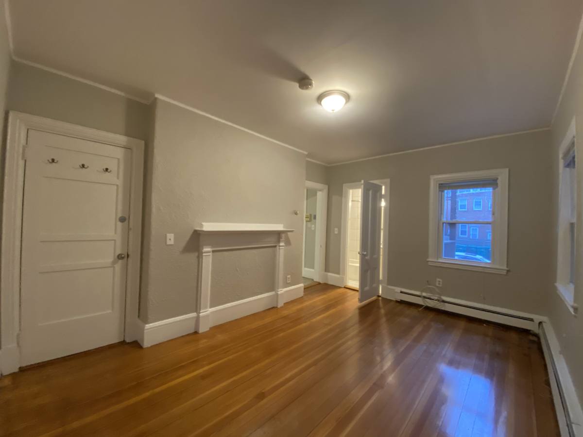 Apartment for rent at 63 Dana St #8, Cambridge, MA 02138