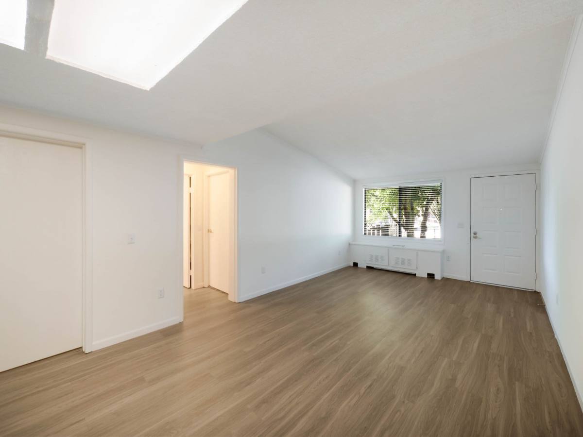 Apartment for rent at The Flats at Lakeshore, 1000 Lakeshore Dr, Fort Oglethorpe, GA 30742