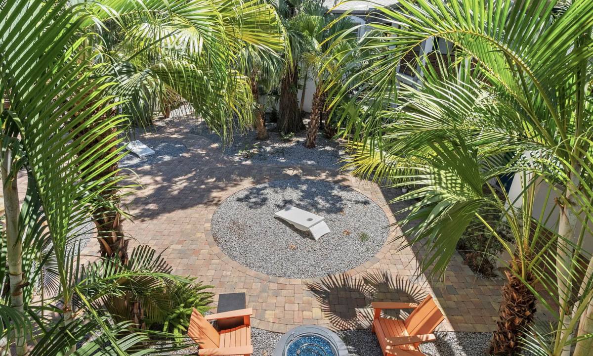 Apartment for rent at 3215 W Swann Ave, Tampa, FL 33606