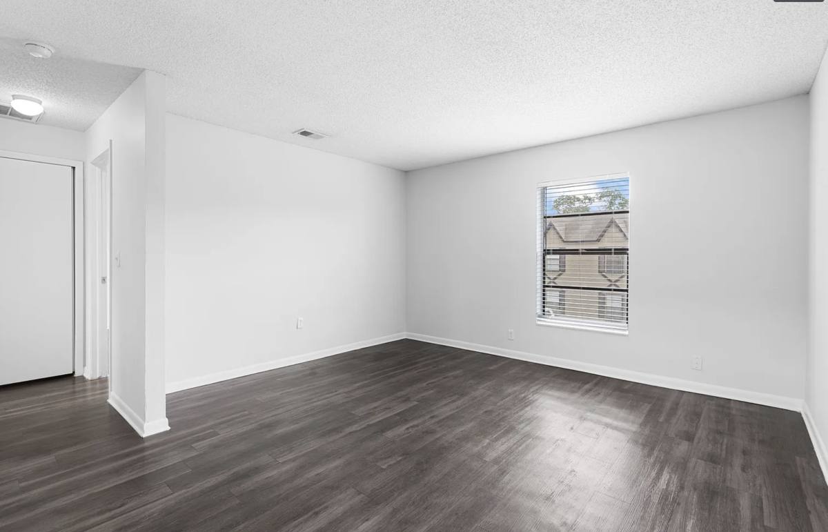 Apartment for rent at 3215 W Swann Ave, Tampa, FL 33611