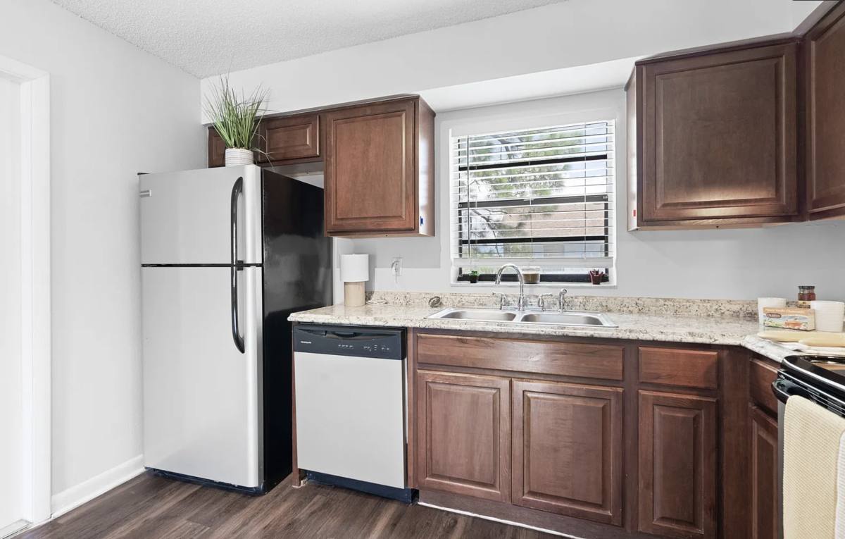 Apartment for rent at 3215 W Swann Ave, Tampa, FL 33611